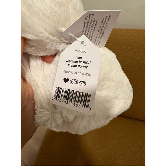 Medium bashful cream, bunny, jellycat - Picture 6 of 7